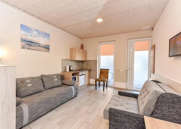 Poilsis Palangoje 3*